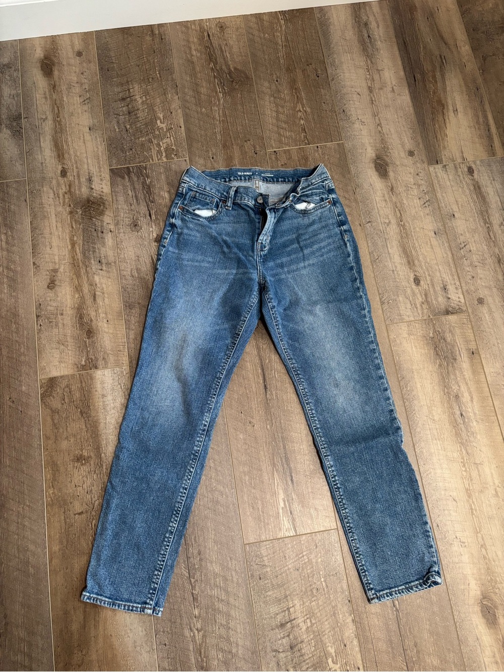 Old Navy Women's Washed Blue Boyfriend Jeans